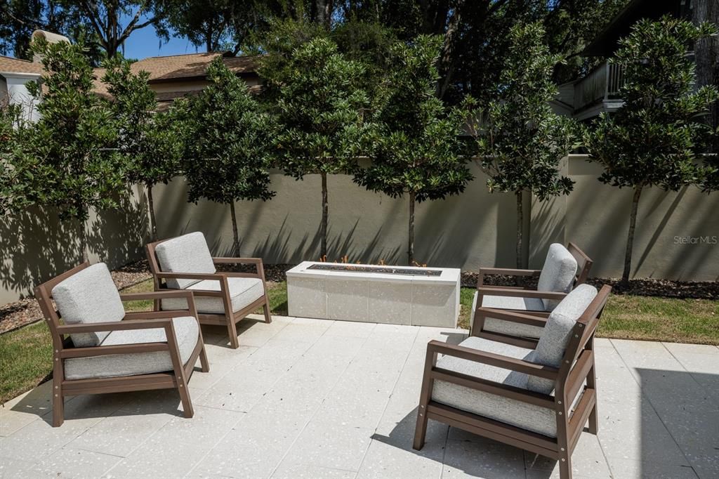 En Venta: $6,000,000 (5 camas, 5 baños, 4806 Pies cuadrados)