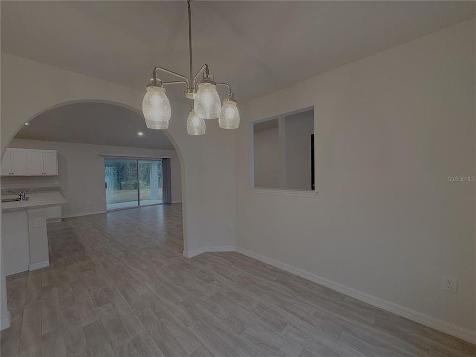 В аренду: $2,125 (4 спален, 2 ванн, 2079 Квадратных фут)