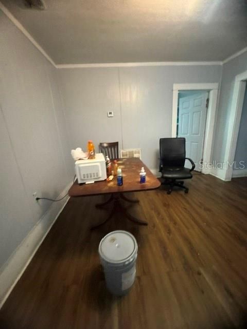 For Sale: $299,900 (3 beds, 1 baths, 1292 Square Feet)