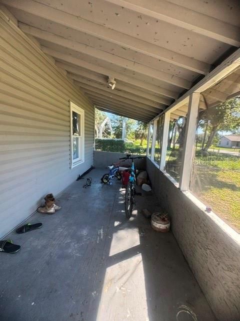 For Sale: $299,900 (3 beds, 1 baths, 1292 Square Feet)