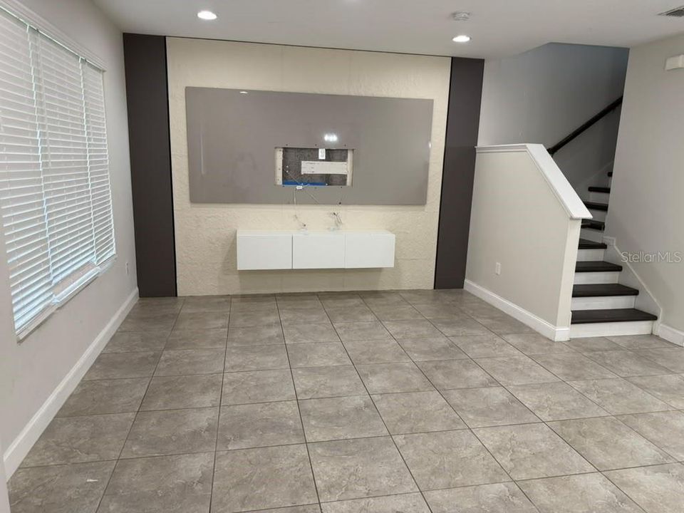 En Venta: $340,000 (3 camas, 2 baños, 1603 Pies cuadrados)