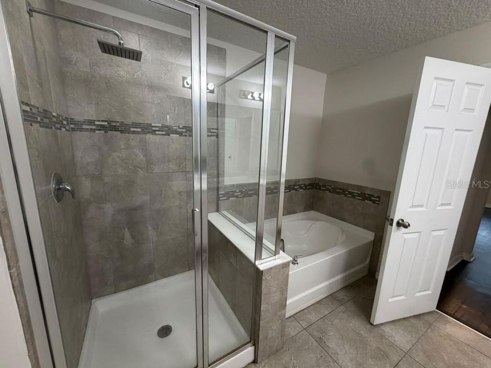 En Venta: $340,000 (3 camas, 2 baños, 1603 Pies cuadrados)
