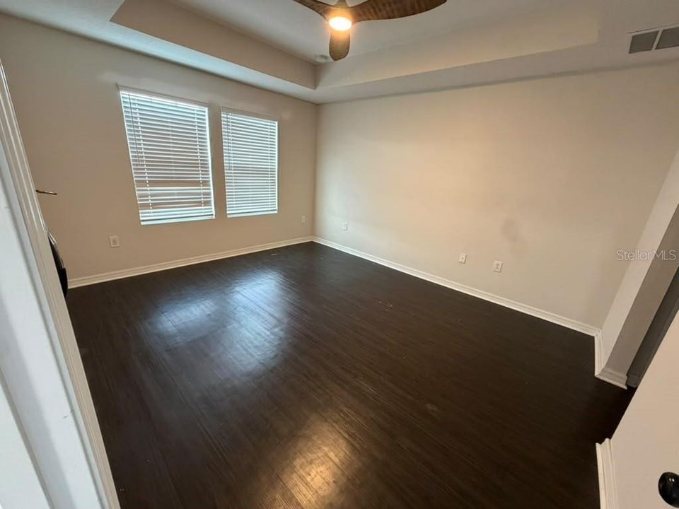 En Venta: $340,000 (3 camas, 2 baños, 1603 Pies cuadrados)