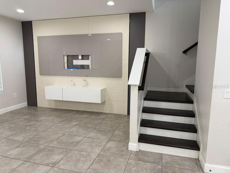 En Venta: $340,000 (3 camas, 2 baños, 1603 Pies cuadrados)
