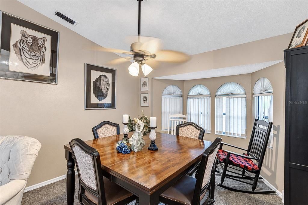 For Sale: $514,000 (4 beds, 2 baths, 2164 Square Feet)