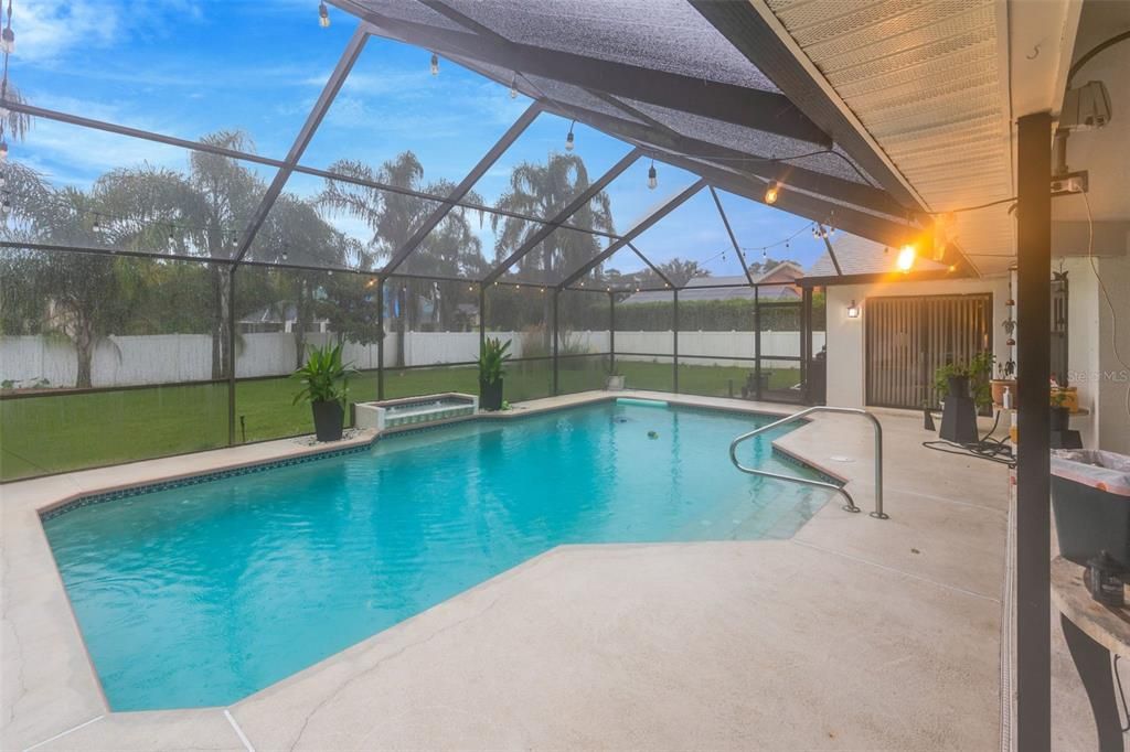 For Sale: $514,000 (4 beds, 2 baths, 2164 Square Feet)