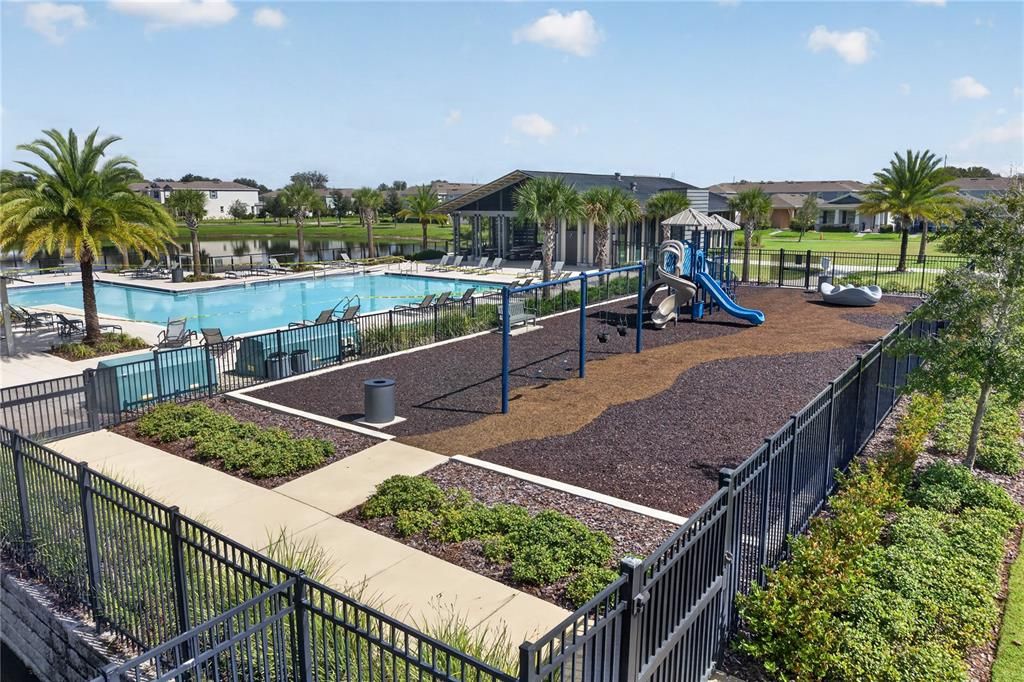 For Rent: $3,200 (5 beds, 2 baths, 2331 Square Feet)