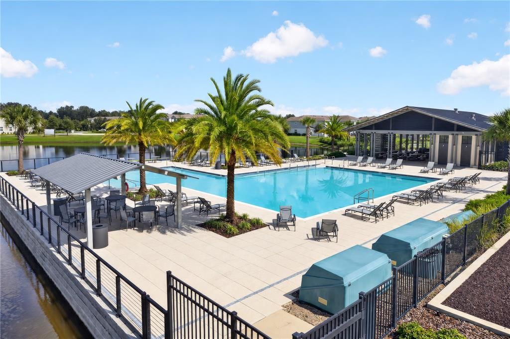 For Rent: $3,200 (5 beds, 2 baths, 2331 Square Feet)