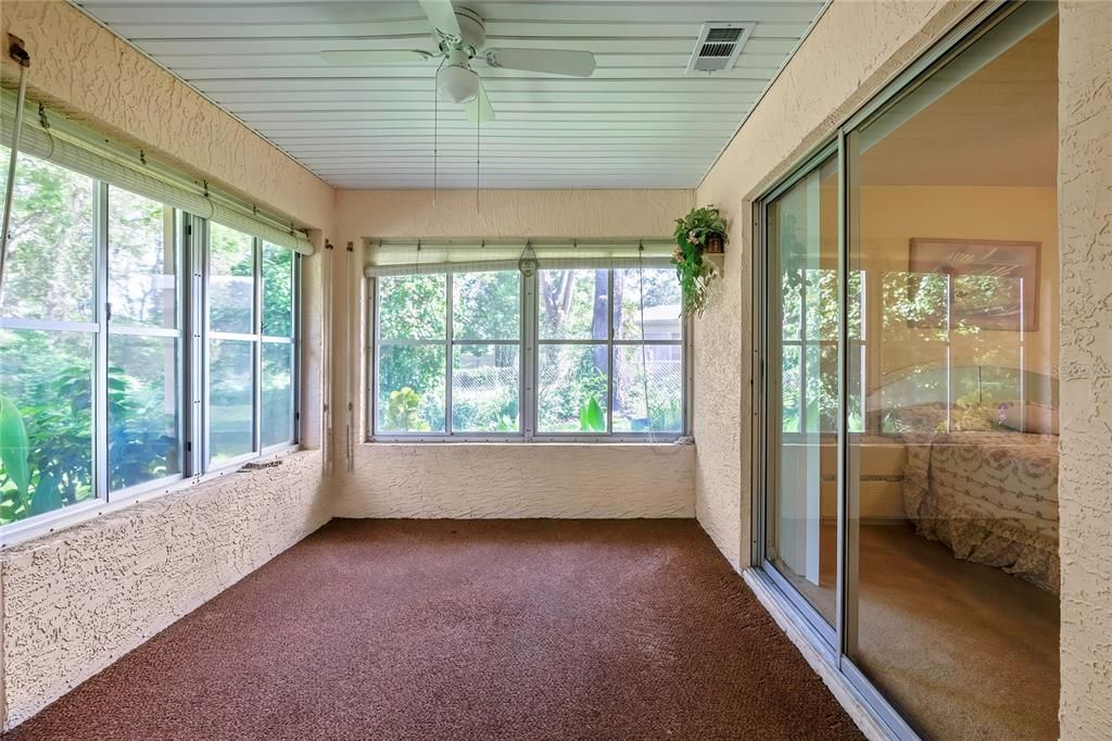 En Venta: $229,000 (2 camas, 2 baños, 1595 Pies cuadrados)