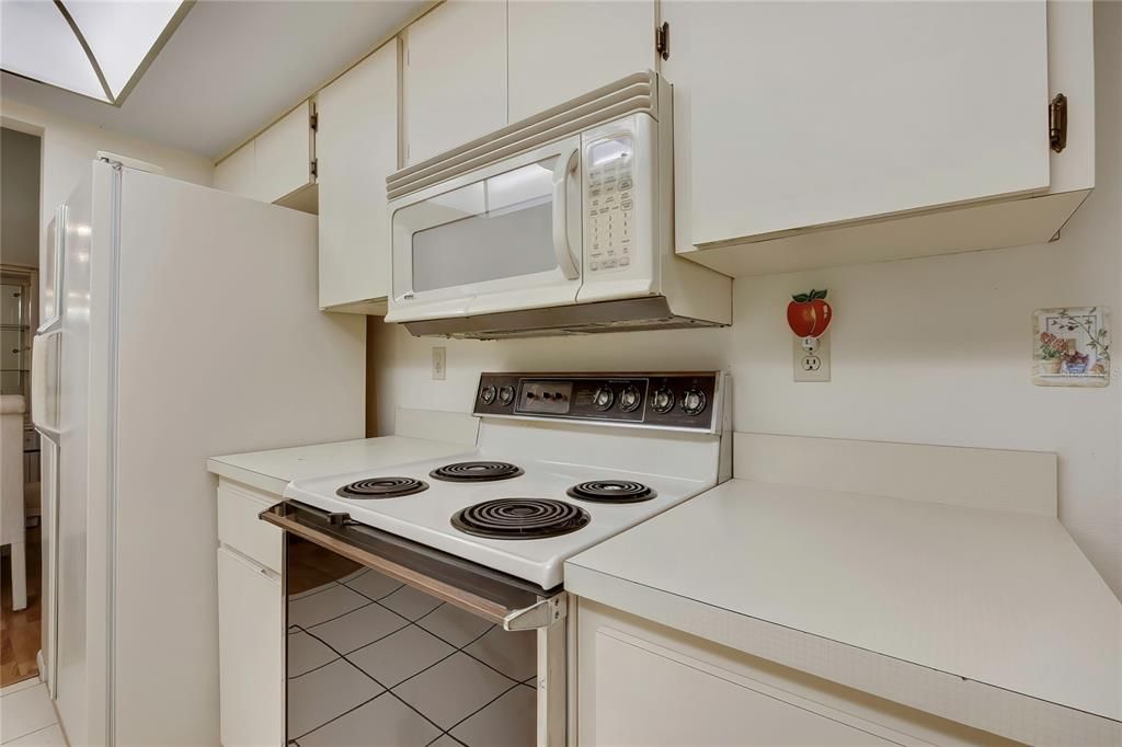 En Venta: $229,000 (2 camas, 2 baños, 1595 Pies cuadrados)