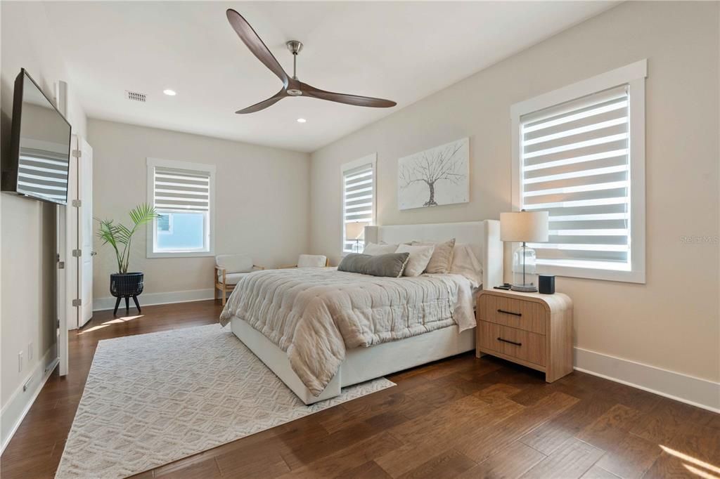 For Sale: $1,174,900 (3 beds, 2 baths, 2664 Square Feet)