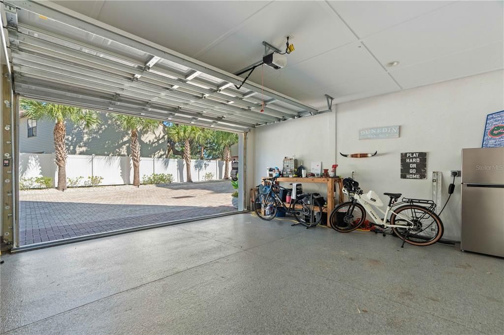 For Sale: $1,174,900 (3 beds, 2 baths, 2664 Square Feet)
