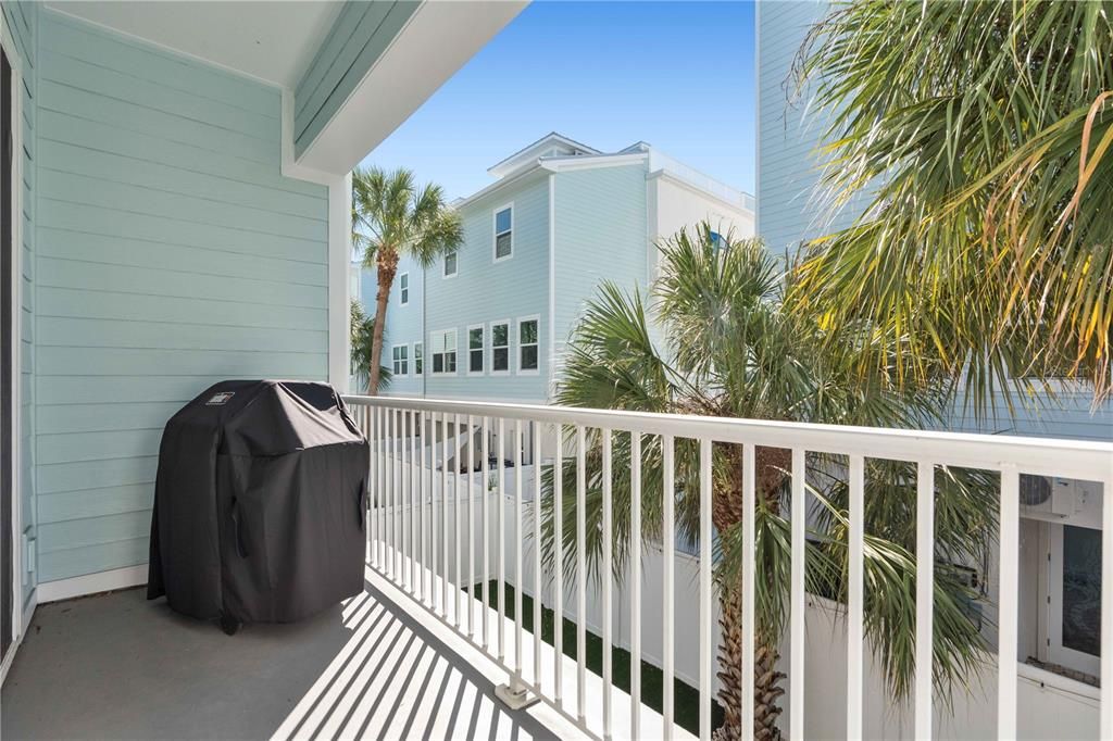For Sale: $1,174,900 (3 beds, 2 baths, 2664 Square Feet)