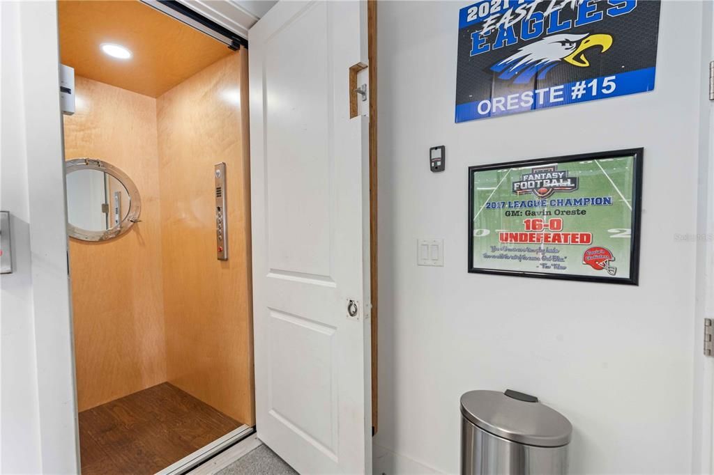 For Sale: $1,174,900 (3 beds, 2 baths, 2664 Square Feet)