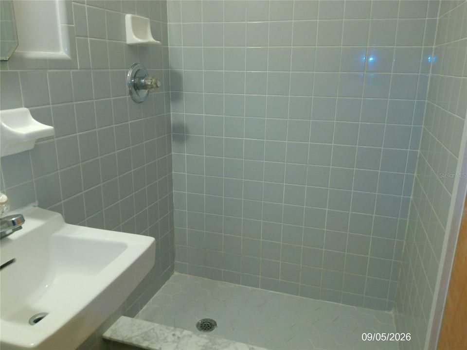 В аренду: $1,950 (3 спален, 2 ванн, 1385 Квадратных фут)