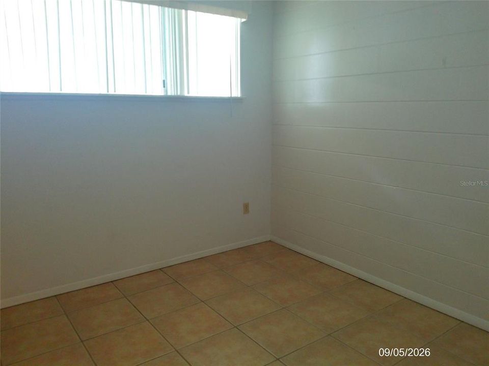 В аренду: $1,950 (3 спален, 2 ванн, 1385 Квадратных фут)