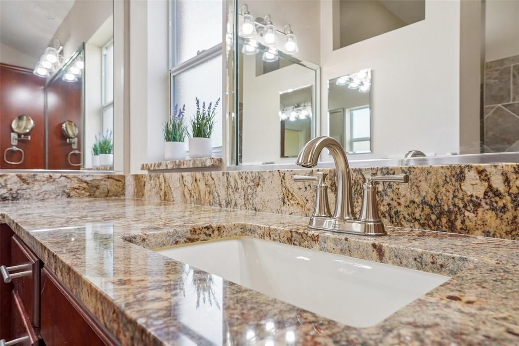For Sale: $759,995 (3 beds, 2 baths, 1958 Square Feet)