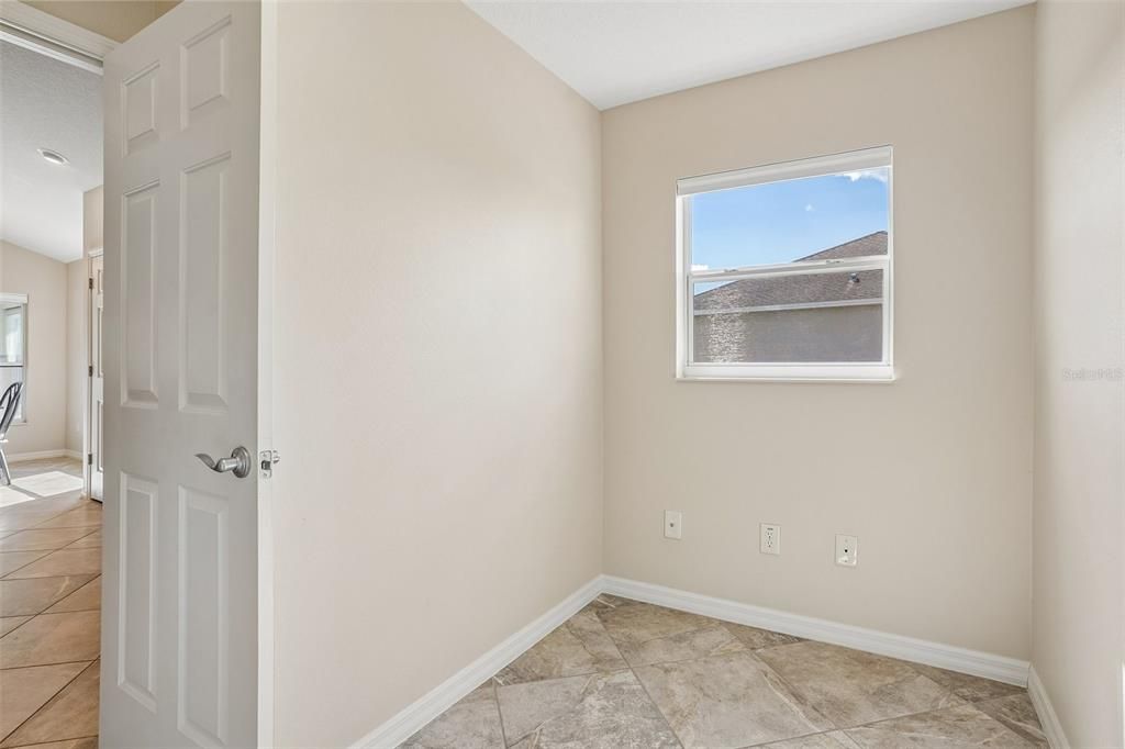 For Sale: $759,995 (3 beds, 2 baths, 1958 Square Feet)