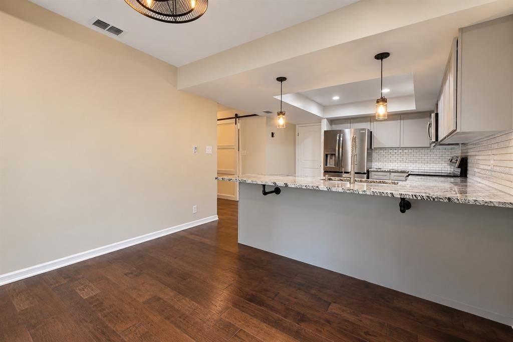 En Venta: $489,000 (4 camas, 3 baños, 2893 Pies cuadrados)