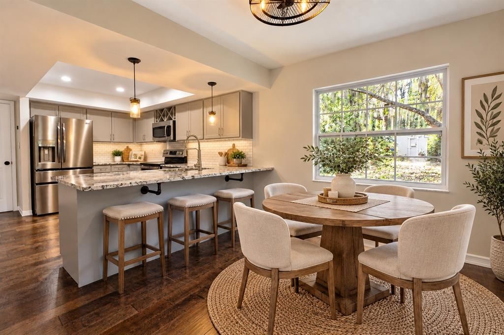 En Venta: $489,000 (4 camas, 3 baños, 2893 Pies cuadrados)