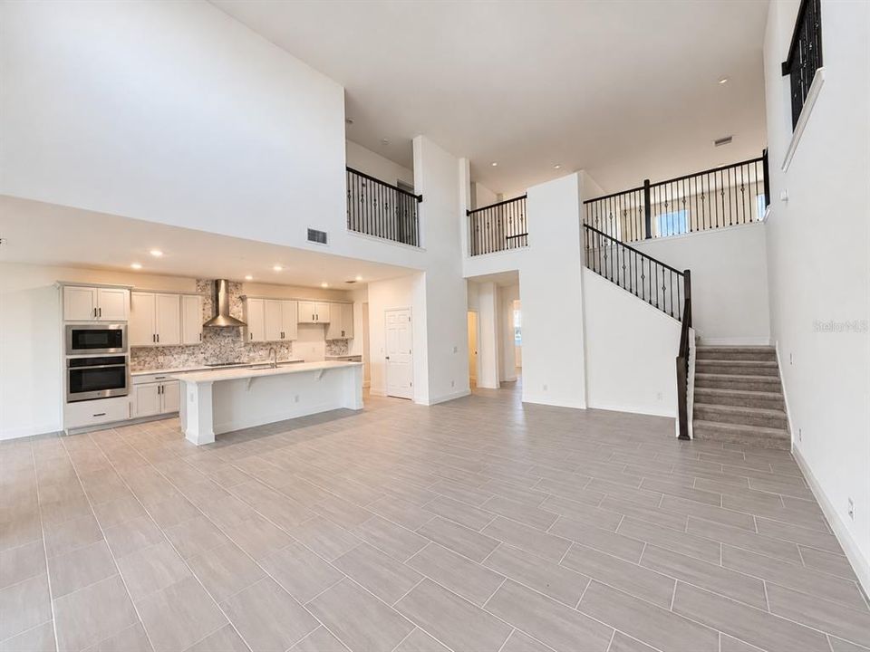 En Venta: $655,990 (5 camas, 3 baños, 3800 Pies cuadrados)