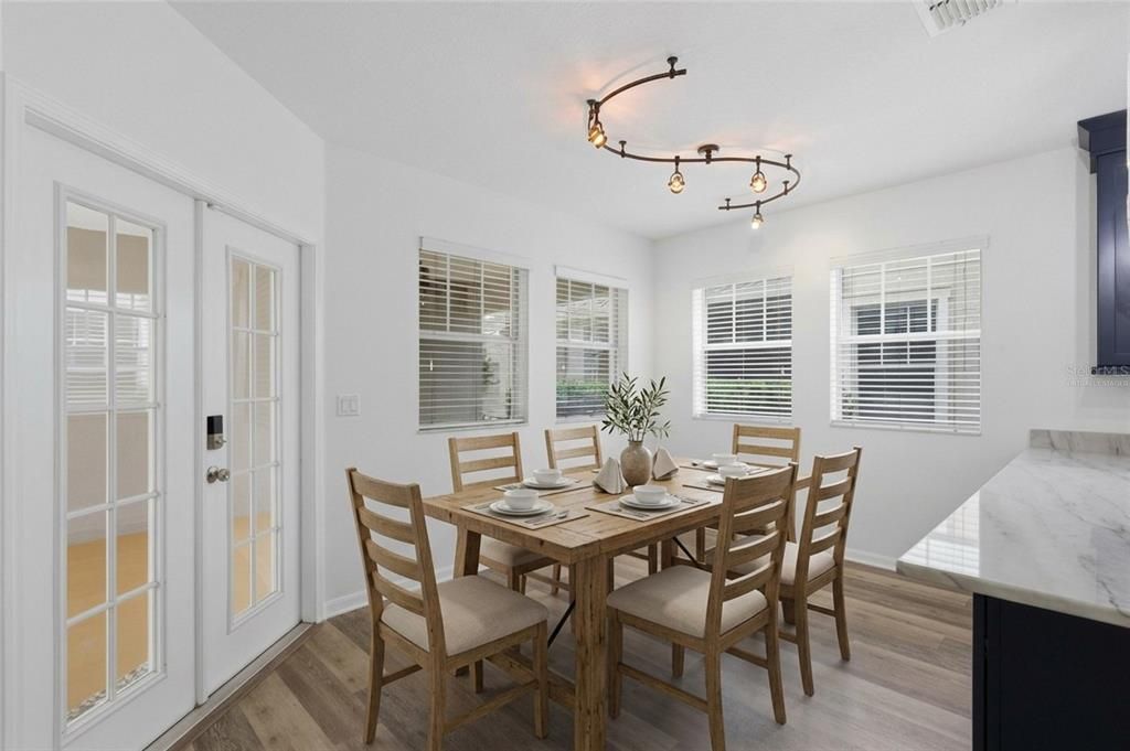 En Venta: $535,000 (4 camas, 3 baños, 2862 Pies cuadrados)