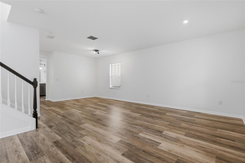 En Venta: $535,000 (4 camas, 3 baños, 2862 Pies cuadrados)
