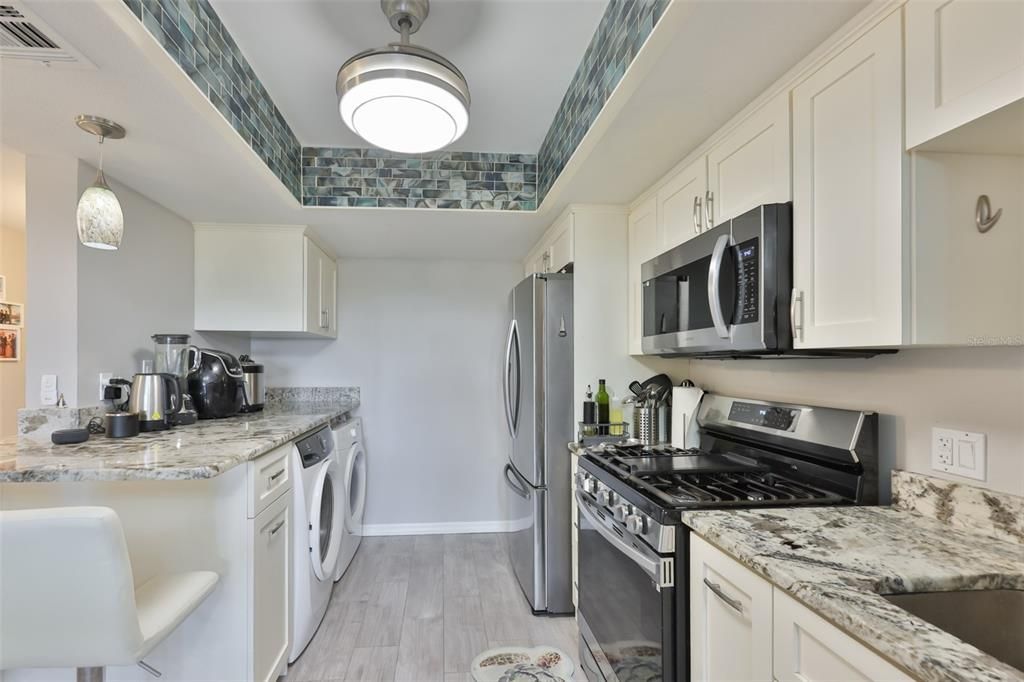 В аренду: $2,400 (2 спален, 2 ванн, 1280 Квадратных фут)