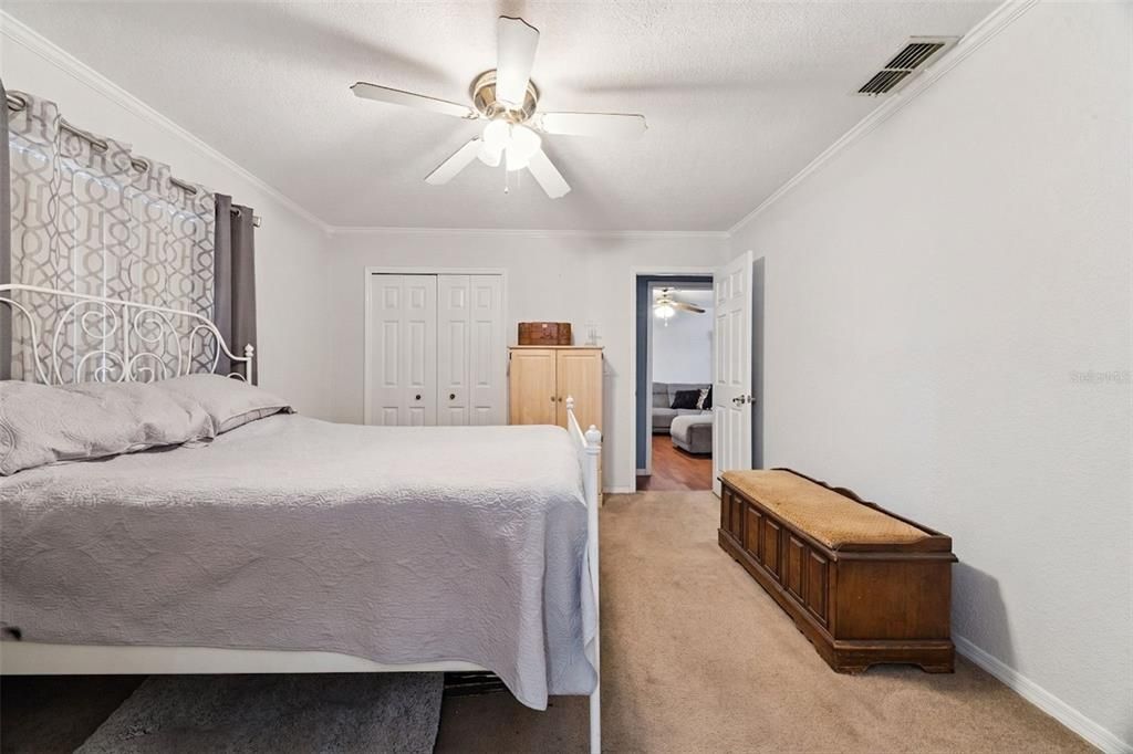 En Venta: $520,000 (3 camas, 2 baños, 1924 Pies cuadrados)