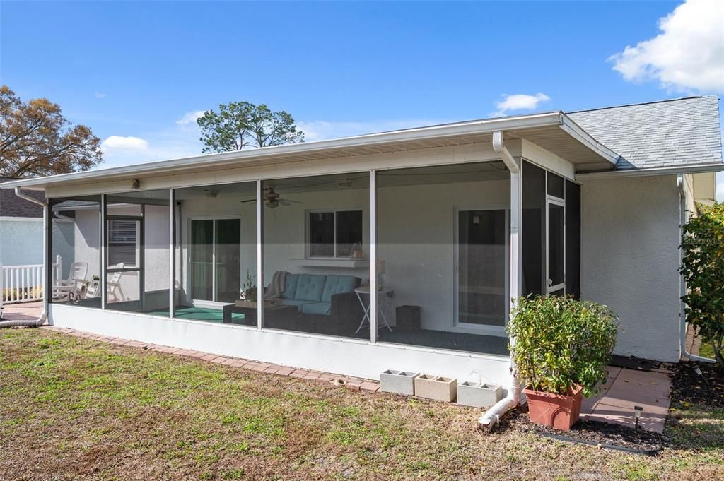 En Venta: $299,900 (2 camas, 2 baños, 1200 Pies cuadrados)