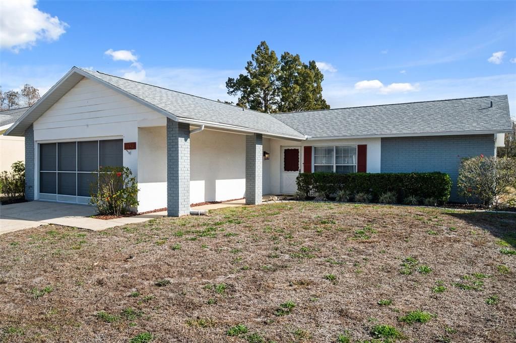 En Venta: $299,900 (2 camas, 2 baños, 1200 Pies cuadrados)