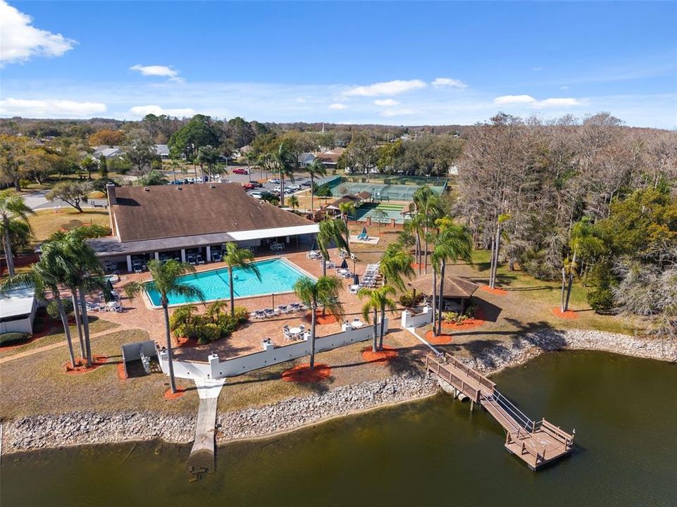 En Venta: $299,900 (2 camas, 2 baños, 1200 Pies cuadrados)