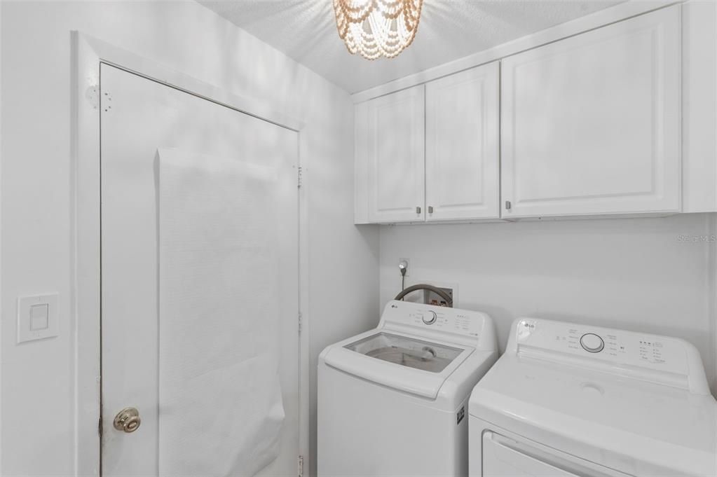 En Venta: $299,900 (2 camas, 2 baños, 1200 Pies cuadrados)
