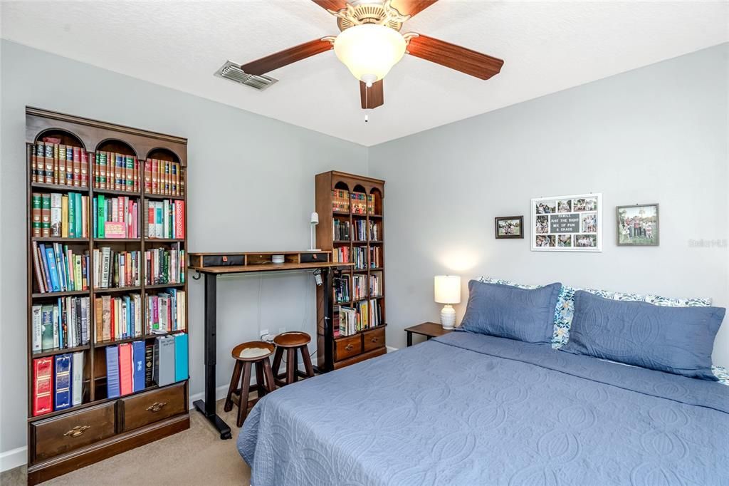 En Venta: $449,000 (4 camas, 3 baños, 1908 Pies cuadrados)