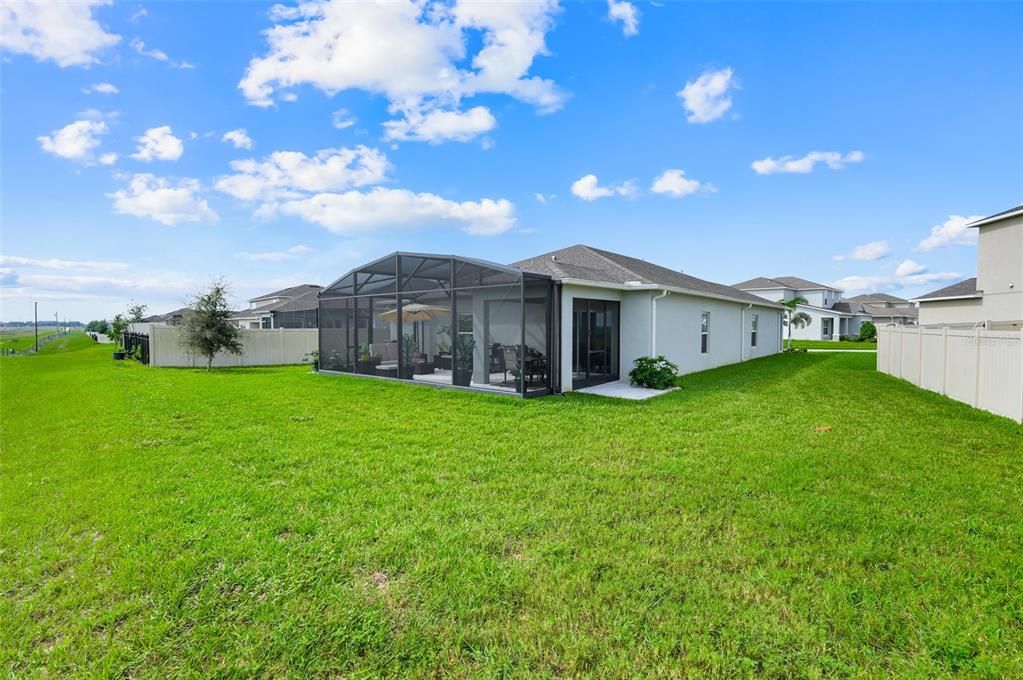 На продажу: $365,000 (4 спален, 2 ванн, 1972 Квадратных фут)