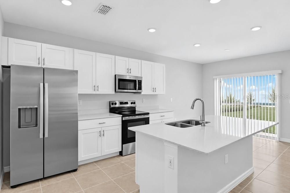 For Sale: $335,000 (3 beds, 2 baths, 1850 Square Feet)