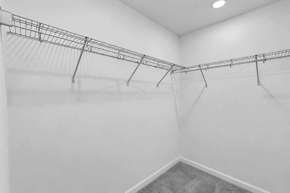 For Sale: $335,000 (3 beds, 2 baths, 1850 Square Feet)