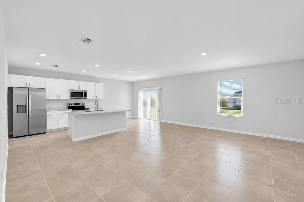For Sale: $335,000 (3 beds, 2 baths, 1850 Square Feet)