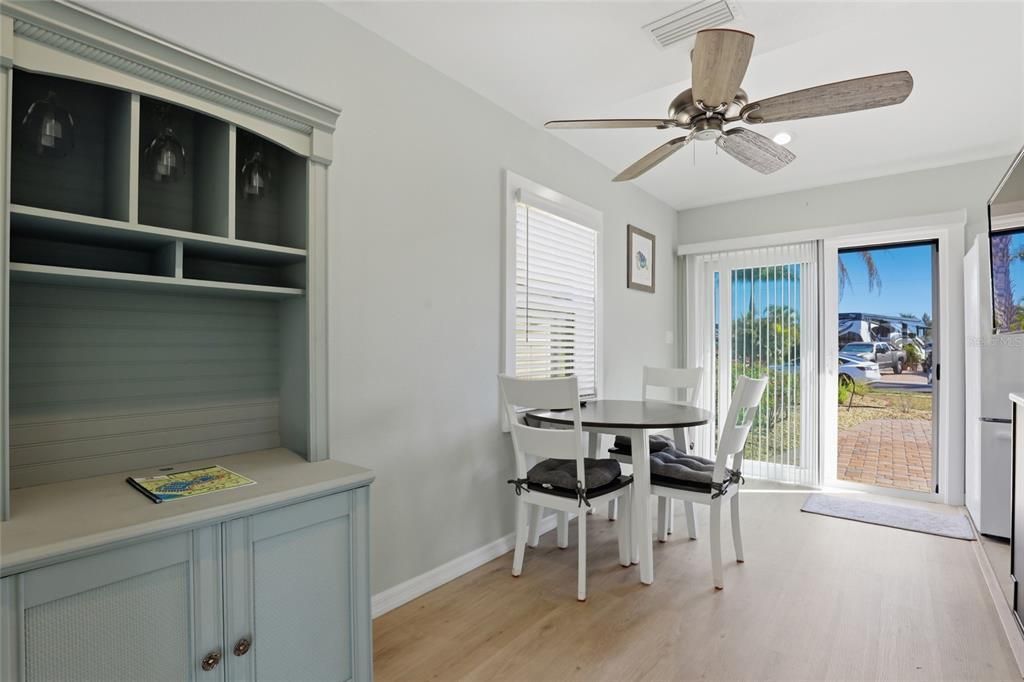 En Venta: $349,900 (1 camas, 1 baños, 425 Pies cuadrados)