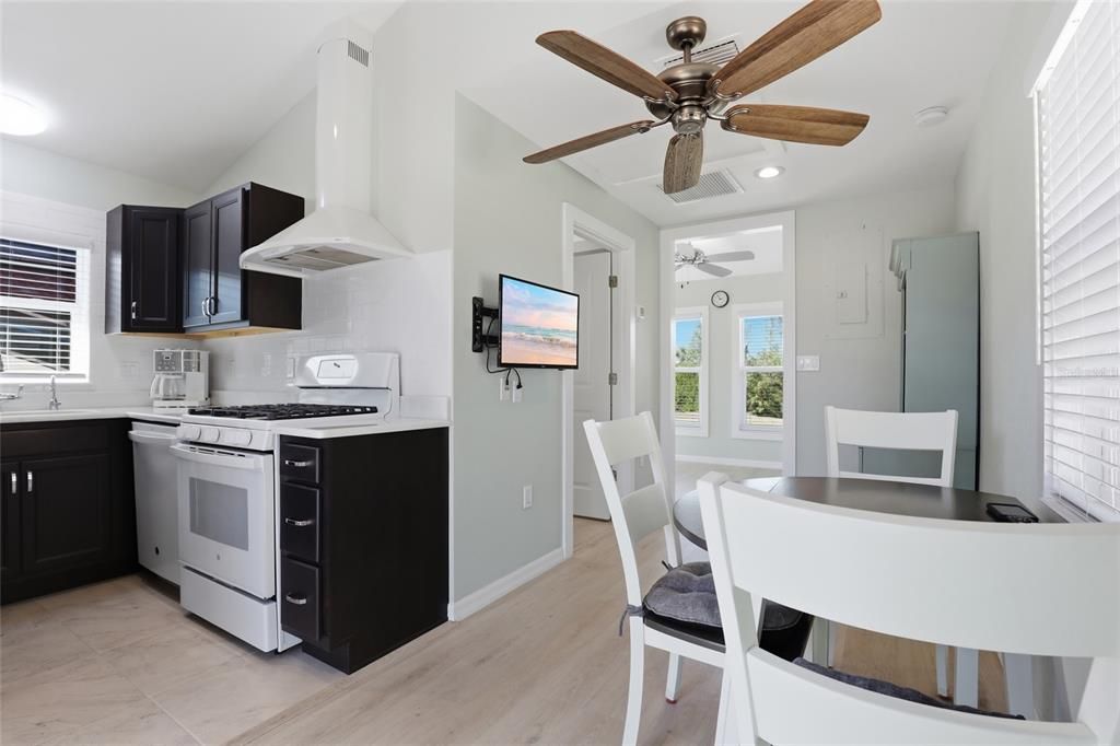 En Venta: $349,900 (1 camas, 1 baños, 425 Pies cuadrados)