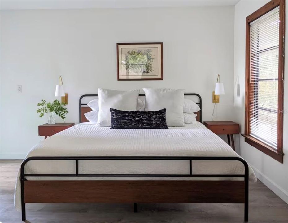 En Venta: $655,000 (1 camas, 0 baños, 1696 Pies cuadrados)