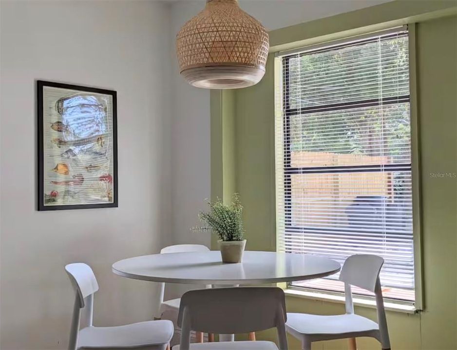En Venta: $655,000 (1 camas, 0 baños, 1696 Pies cuadrados)