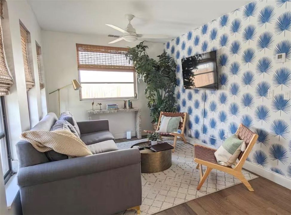 En Venta: $655,000 (1 camas, 0 baños, 1696 Pies cuadrados)