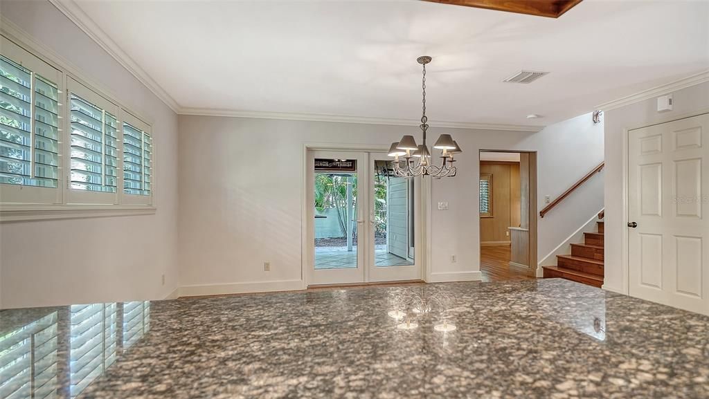 En Venta: $1,650,000 (3 camas, 2 baños, 2939 Pies cuadrados)