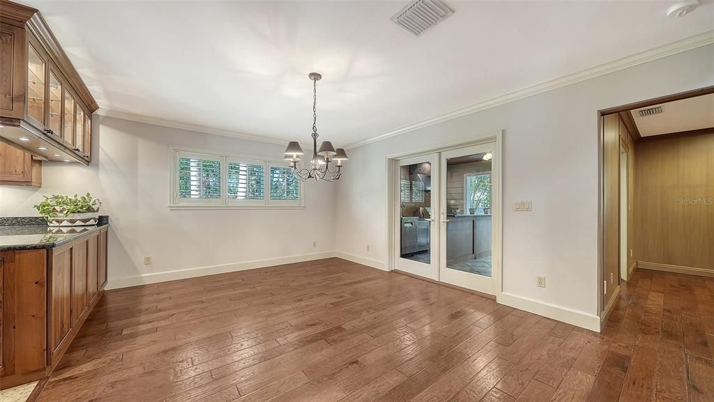 En Venta: $1,650,000 (3 camas, 2 baños, 2939 Pies cuadrados)