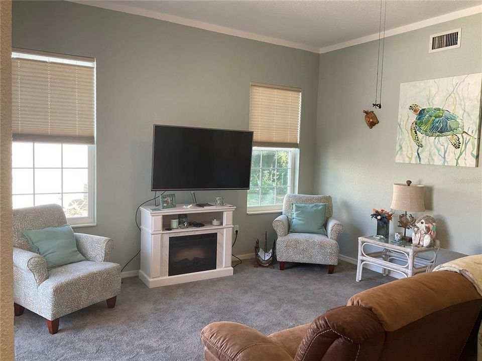 For Rent: $1,750 (2 beds, 2 baths, 1462 Square Feet)
