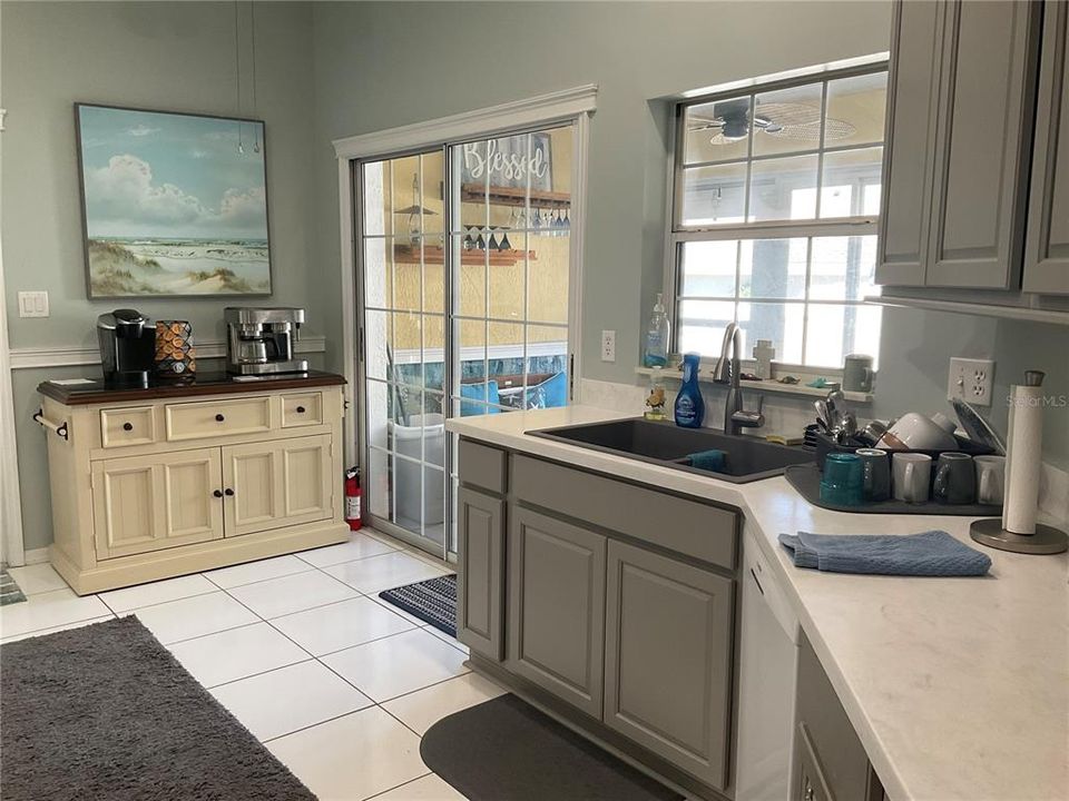 For Rent: $1,750 (2 beds, 2 baths, 1462 Square Feet)