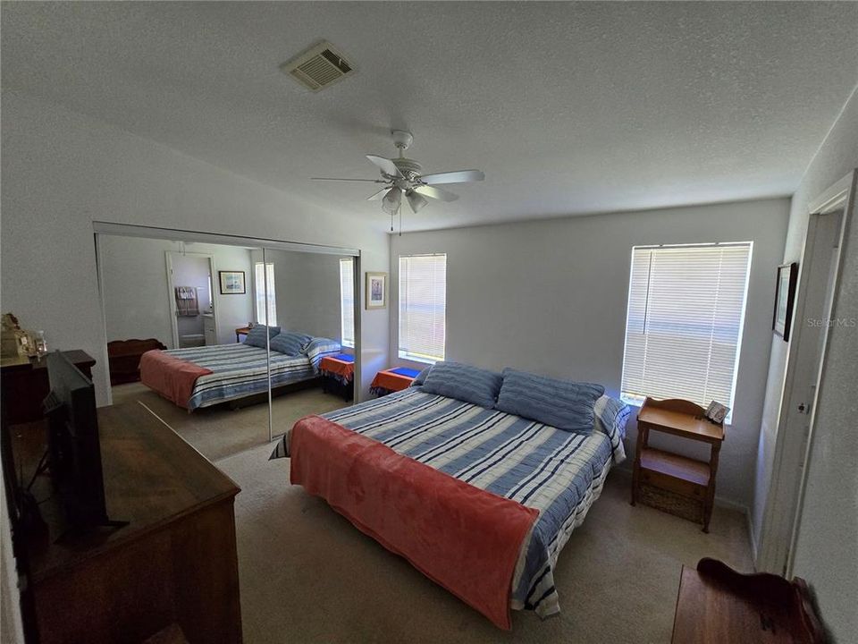 En Venta: $242,500 (2 camas, 2 baños, 1169 Pies cuadrados)