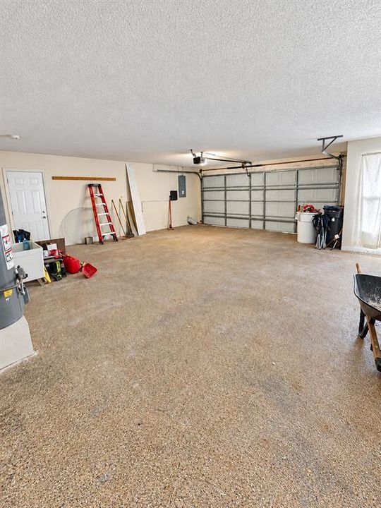 For Sale: $269,999 (2 beds, 2 baths, 1826 Square Feet)