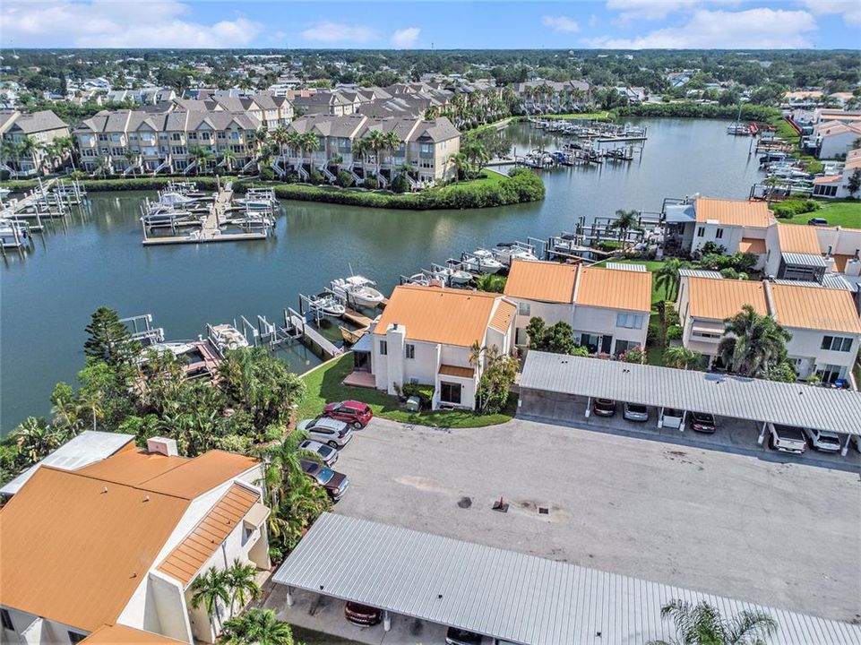 For Sale: $349,000 (2 beds, 1 baths, 1281 Square Feet)